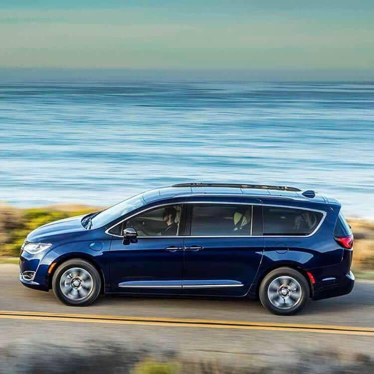 budget minivan rental